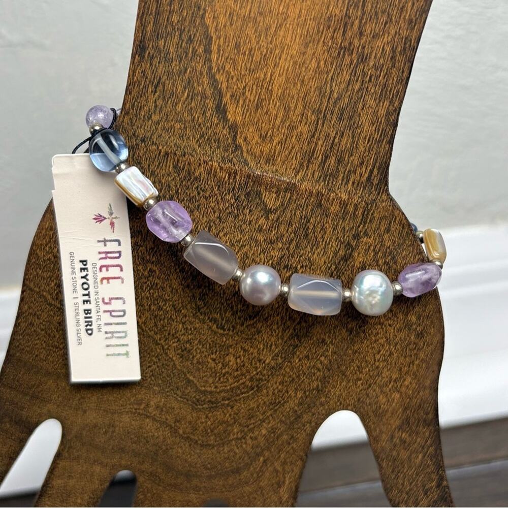 NWT Free Spirit Peyote Bird Purple & Silver Beaded Stretchy Bracelet Pearl